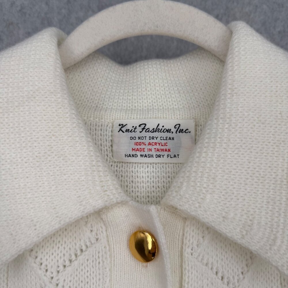 Knit Fashion VTG 50s Knit Cape Poncho One Size White Floral Embroidered Cottage - Picture 6 of 11